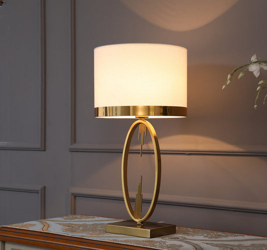 Nordic-Style Bedside Lamp Is
